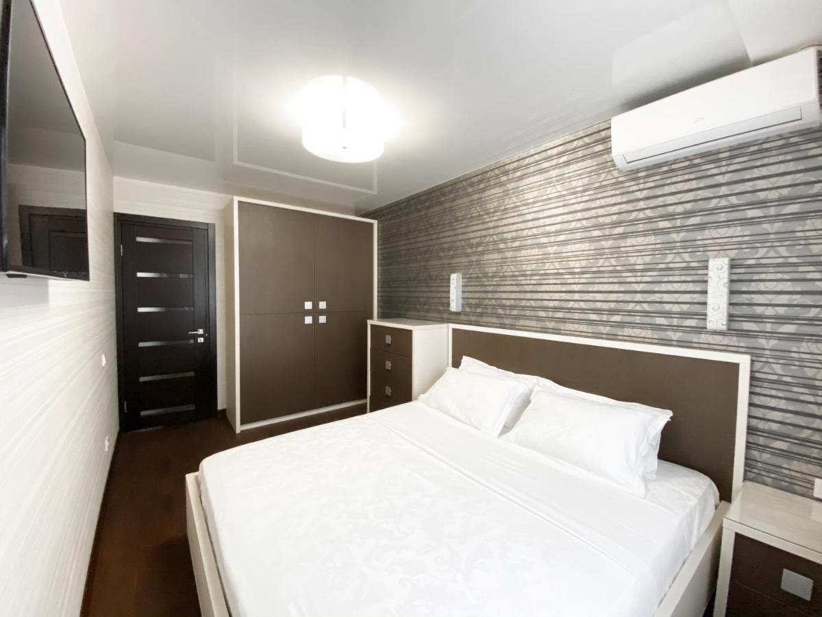 Luxury 2-Bedroom River View Dnyipropetrovszk Kültér fotó